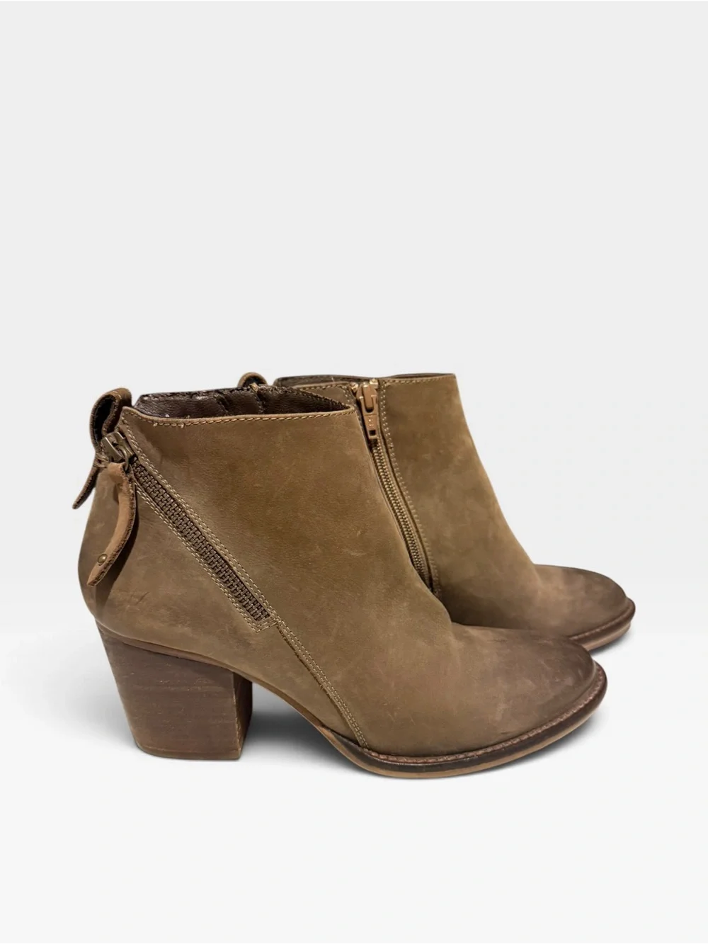 Blondo Nivada Bootie